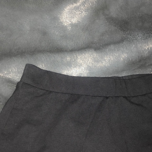 NWOT Meshki Samantha Jersey Mini Skirt - Picture 3 of 3